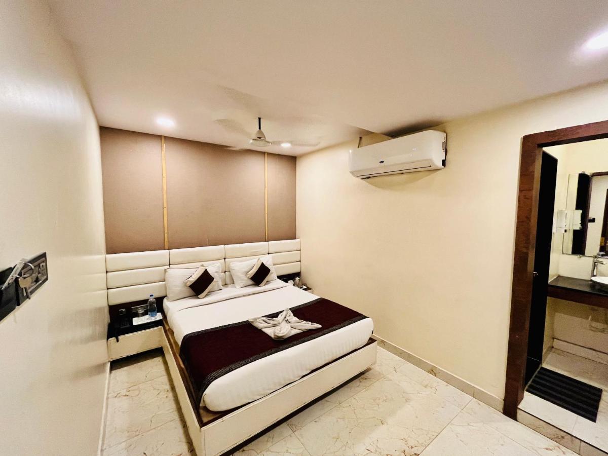 Brahmapur Ganesh Bhavan By Vinayak Hotels מראה חיצוני תמונה