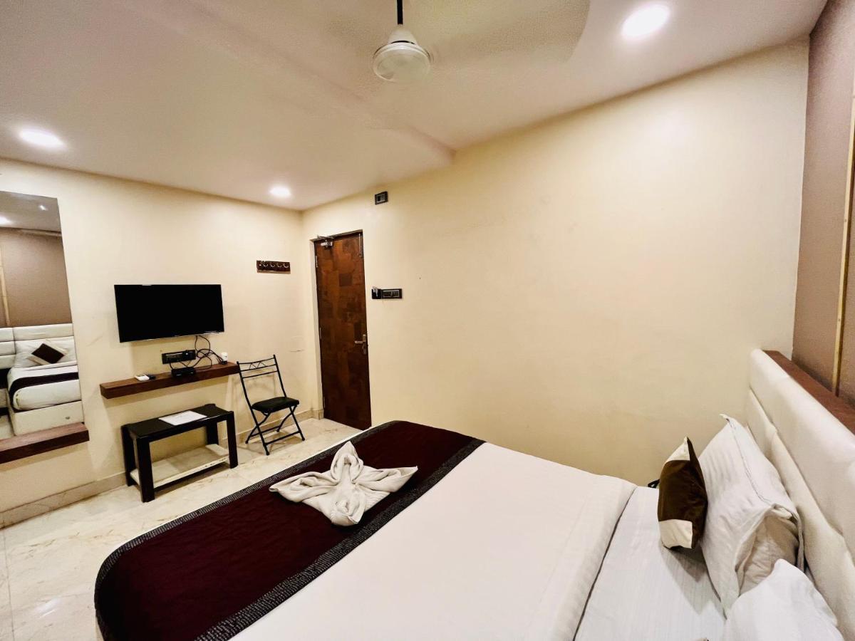Brahmapur Ganesh Bhavan By Vinayak Hotels מראה חיצוני תמונה
