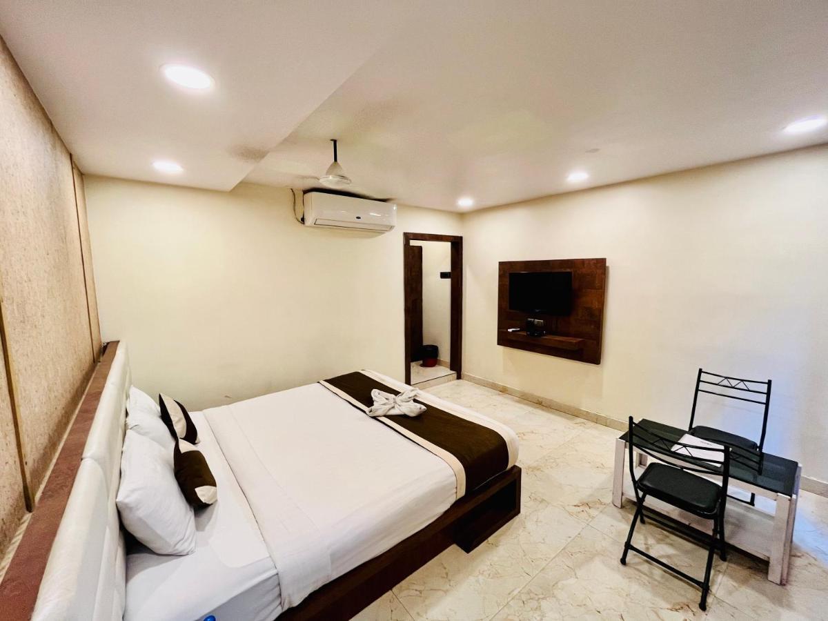 Brahmapur Ganesh Bhavan By Vinayak Hotels מראה חיצוני תמונה
