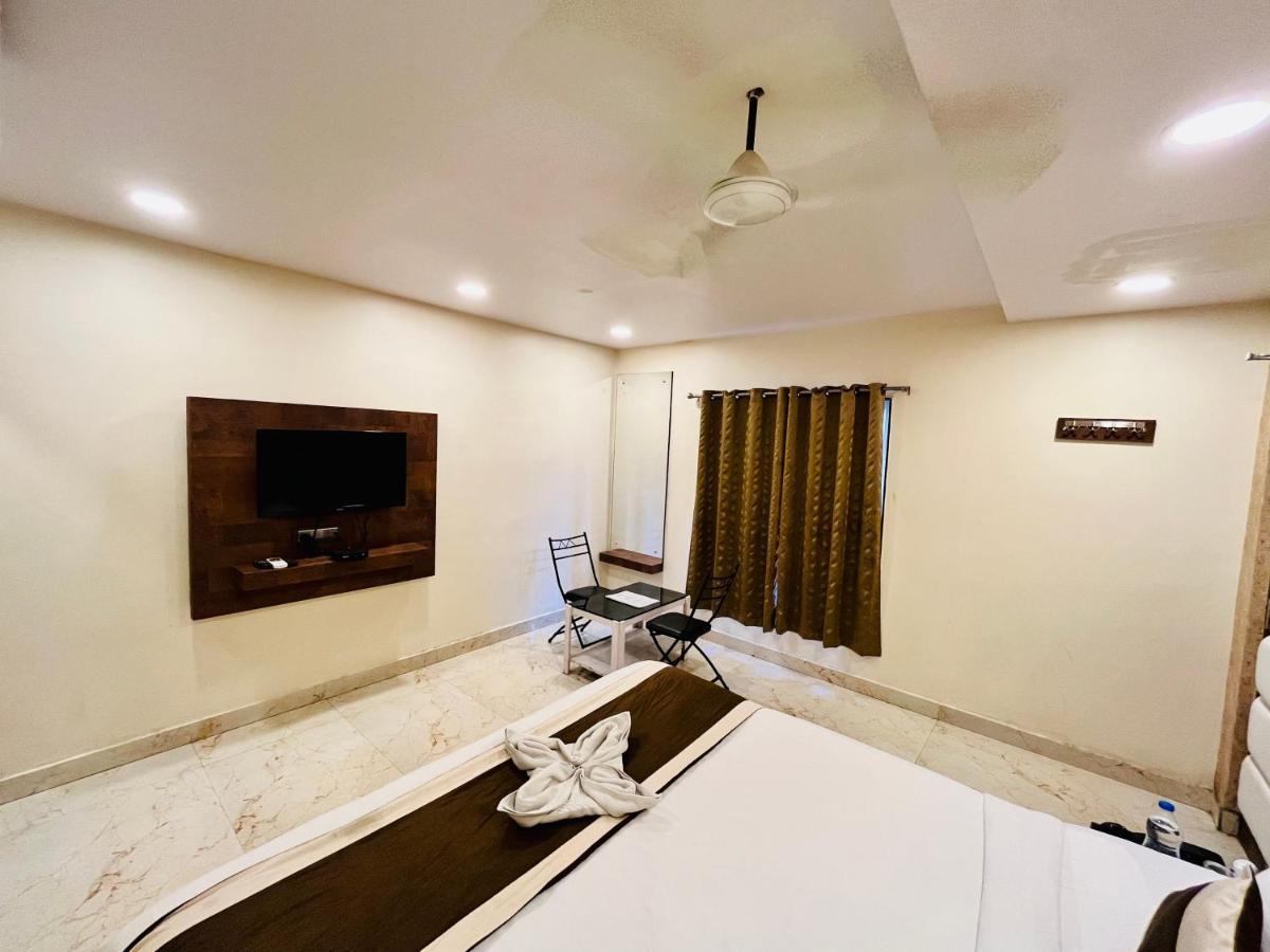 Brahmapur Ganesh Bhavan By Vinayak Hotels מראה חיצוני תמונה